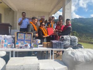एनआईसी एशिया बैंकद्वारा विन्ध्यवासिनी माविका विद्यार्थीलाई शैक्षिक सामग्री वितरण
